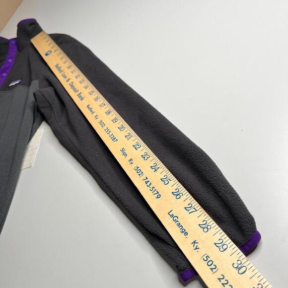 Patagonia Snap-T Fleece Pullover Gray Purple Size S Small Made in Nicaragua - Picture 2 of 6